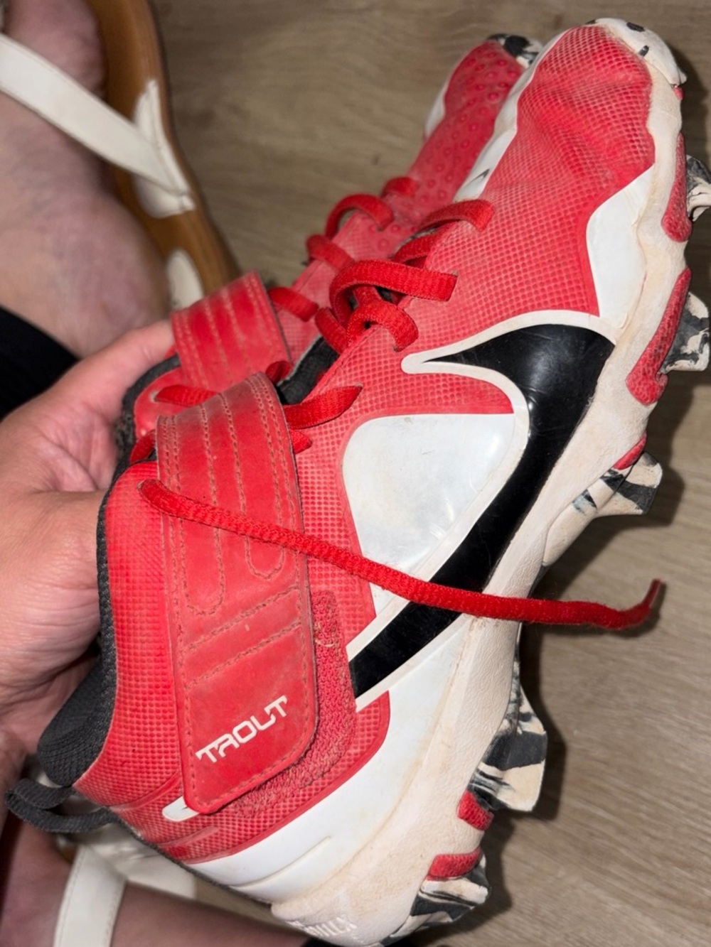 Trout Kids Red and White Cleats